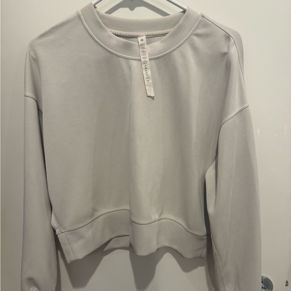 lulu lemon sweatshirt